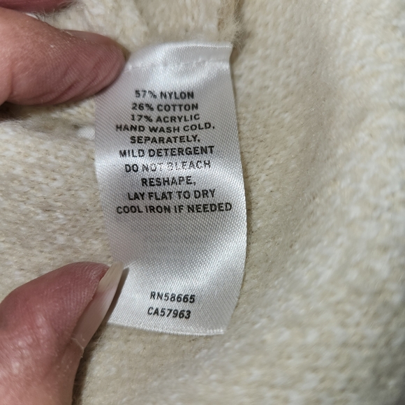 Caslon Tan & Cream Giraffe Print Sweater Size M Super Soft Mock Neck Long Sleeve - Picture 8 of 10